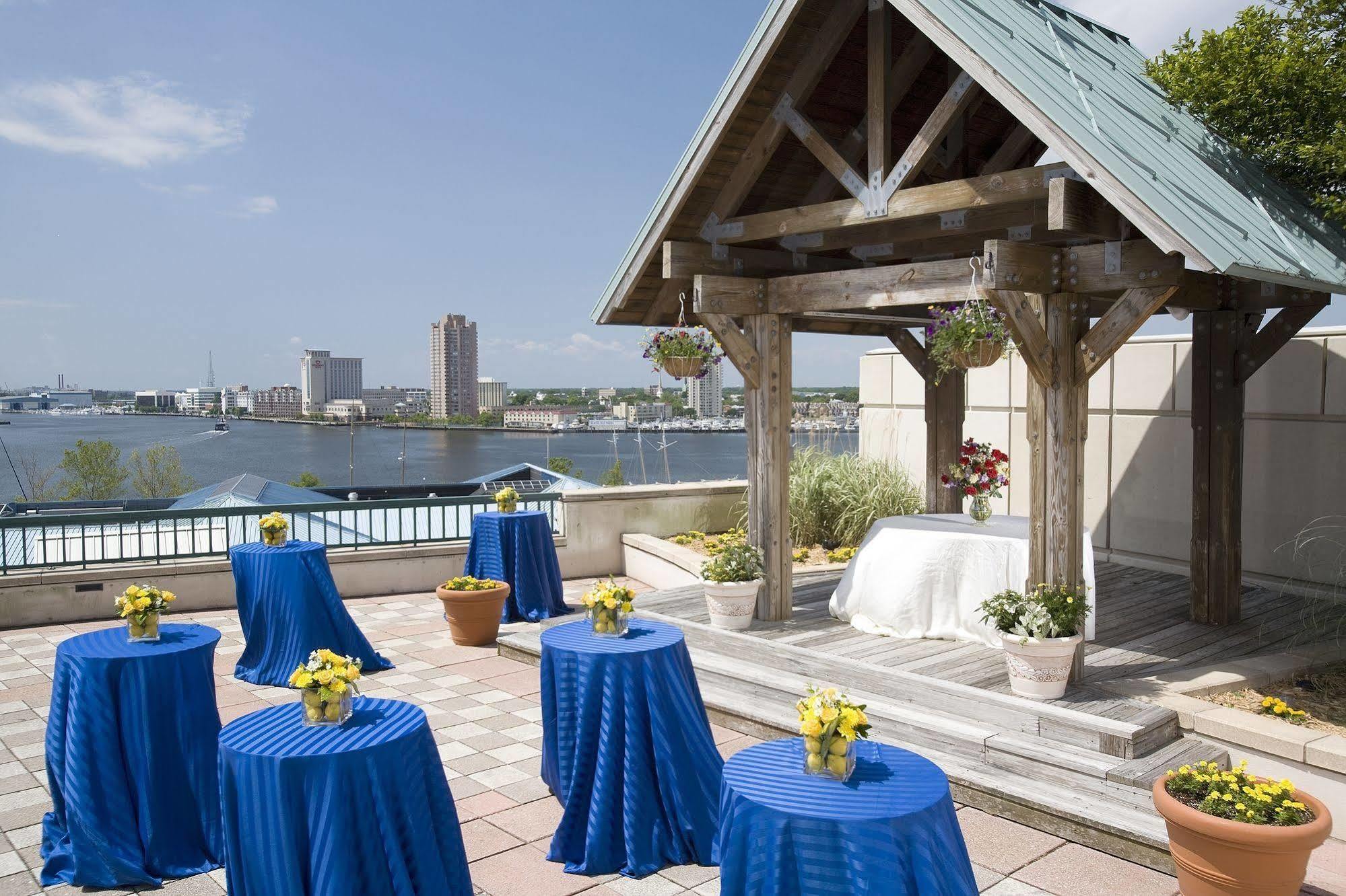 Norfolk Waterside Marriott Hotel Exterior foto
